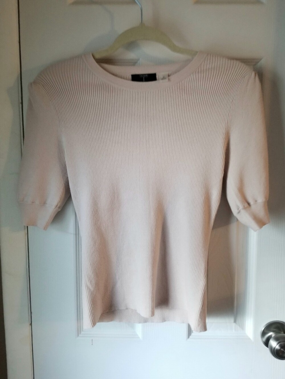 ❗Tahari Beige Short Puff Sleeve Sweater Top Small❗